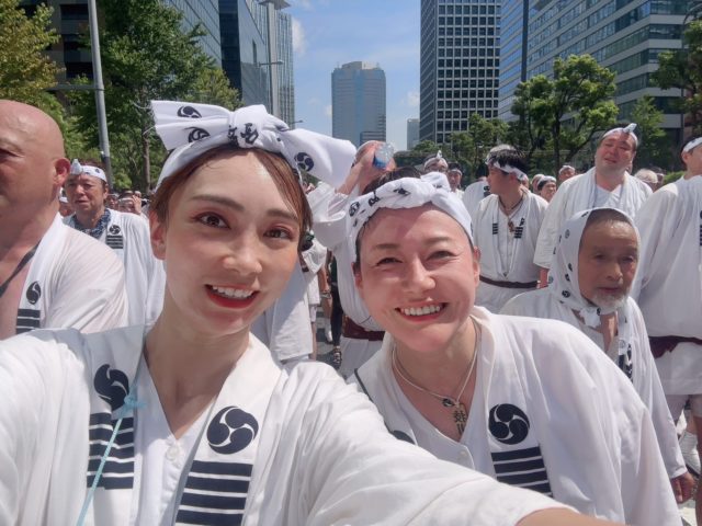 二の宮神輿での三次ゆりか