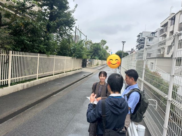 「朝の居場所」事業の視察の様子１