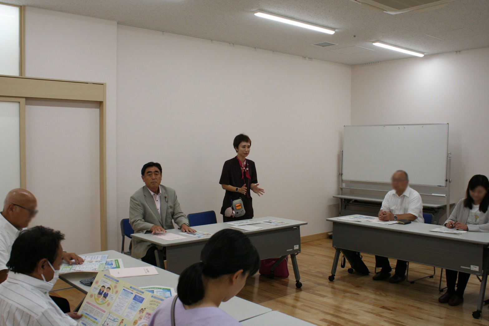 港区の児童相談所へ委員会視察へ伺った際の様子