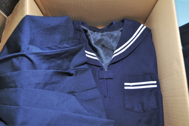 制服リサイクルのイメージ画像